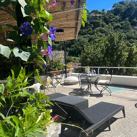 La Perla *
